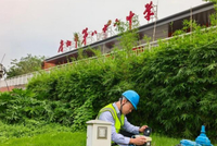 水护考场 心赴征途 广水人既是送考的父母，更是高考护航者