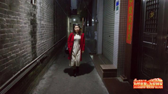 她拒绝让女儿成为留守儿童