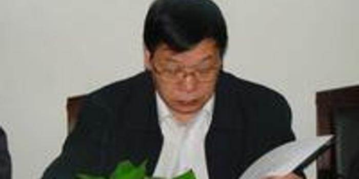 广东清远市政府原党组成员、副市长石芳飞被开