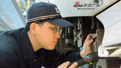 十年未归家过春节的高铁检修员