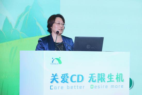 现场图片:宋玉琴教授发言