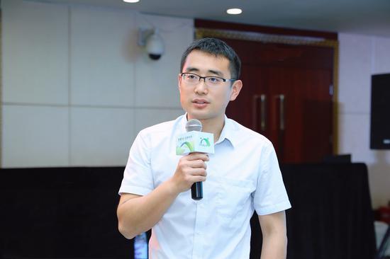 现场图片:张路教授发言