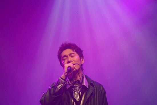 裘德现场演出照片,来源:裘德歌迷