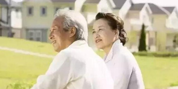 年轻人可租养老院房间但要提供志愿服务,值得