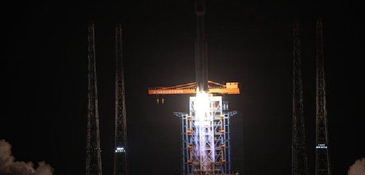 我国成功发射卫星互联网低轨18组卫星