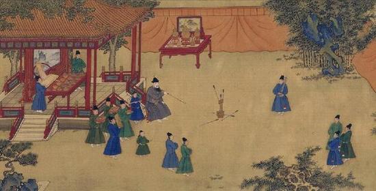 明人所绘《朱瞻基行乐图卷》(部分)。画中有不少明朝太监形象。在明代,太监是最突出的裸官。