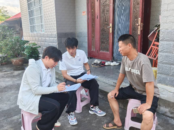 志愿者入户开展金融反诈调研