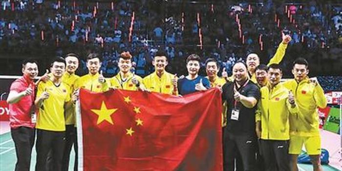 中国羽毛球男队重夺汤姆斯杯 湘潭乔斌登顶世