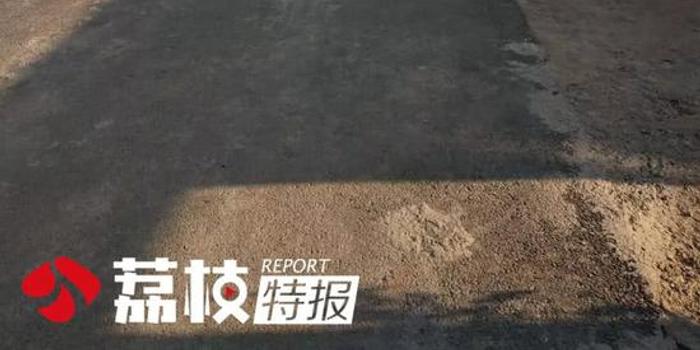 连云港一小学六年级开学日停办 教育局表示无