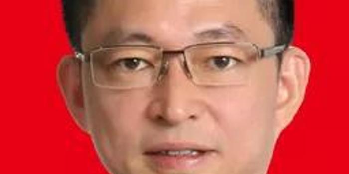 四川铁投董事长