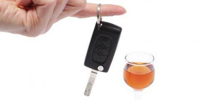 三两白酒下肚女司机醉驾生事故 身怀有孕被判