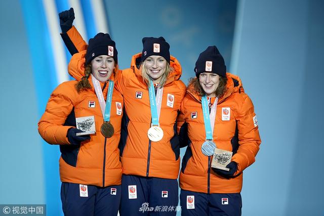 2018年2月11日,2018平昌冬奥会速滑女子3000米颁奖仪式,荷兰