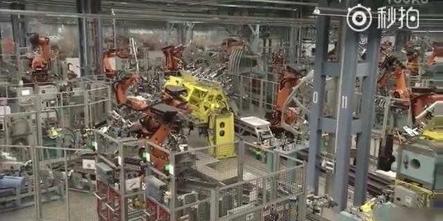 德国奔驰A系汽车生产制造过程,机器人厉害