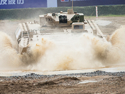 VN系列轮式车齐聚珠海 联袂上演轮式风暴