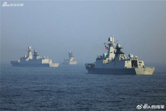 ֱ���ж����Ͼ��ݣ�˫���������л���ʵ��