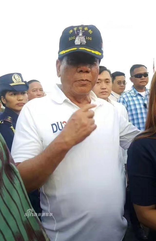 看了之后羡慕吧!杜特尔特参观解放军052C军舰