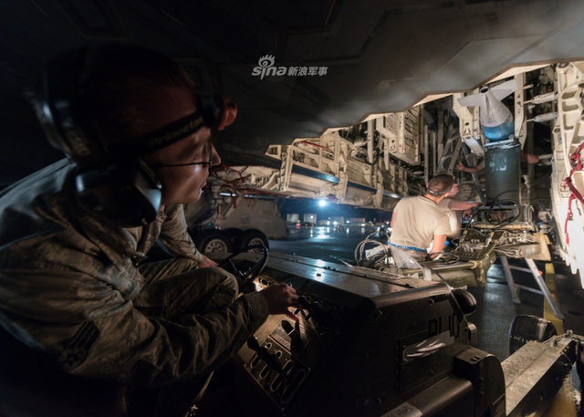 û�±���Ϲ���ƣ����վ�B2��ը����פ�����������