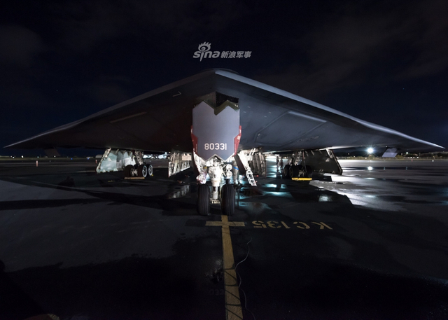 ����B2��ը����פ�����������