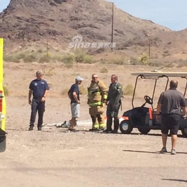 ��ͷ֮�֣����վ���һ��F16����ʱʧ�����ն�ˤ��