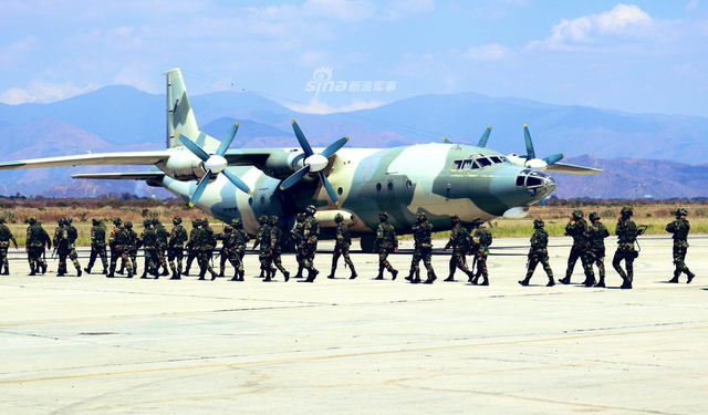 ����ץ��ǹ���ӣ�ί��������ͳ�Ӳ�װ����8�Ŀս�����