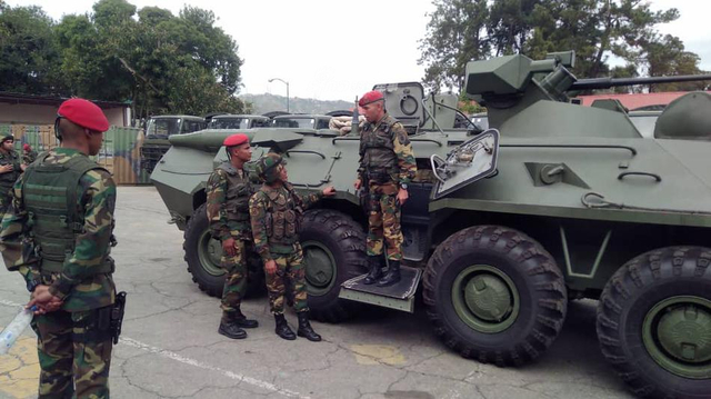 ����ץ��ǹ���ӣ�ί��������ͳ�Ӳ�װ����8�Ŀս�����