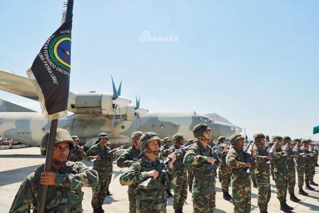 ����ץ��ǹ���ӣ�ί��������ͳ�Ӳ�װ����8�Ŀս�����