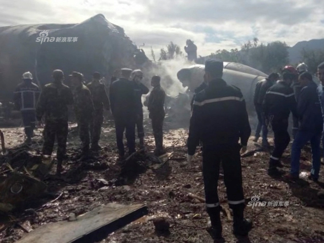 ���257�������������������������������׹��