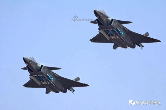 国产最强战队!中国空军歼20歼10c歼16三机同框