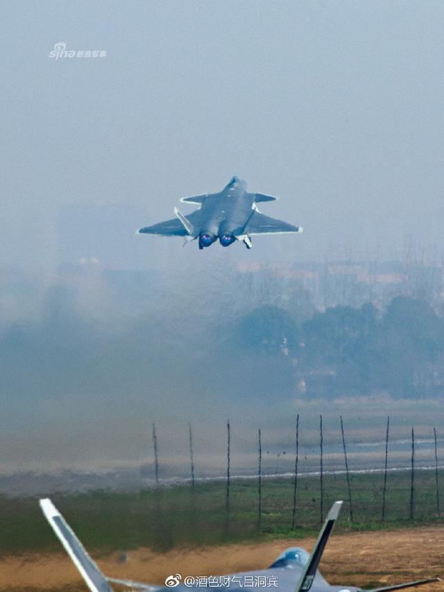 据称是为了对付中国,所以中国及时将歼-20调派芜湖空军基地—该基地