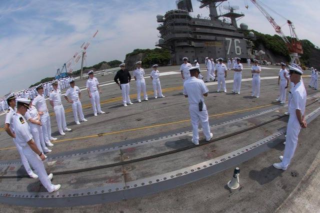 美国里根号航母将巡航南海 俄却称其舰体有故障