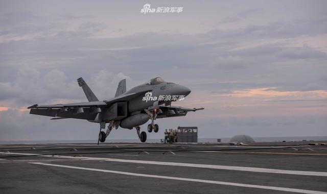 美国里根号航母将巡航南海 俄却称其舰体有故障