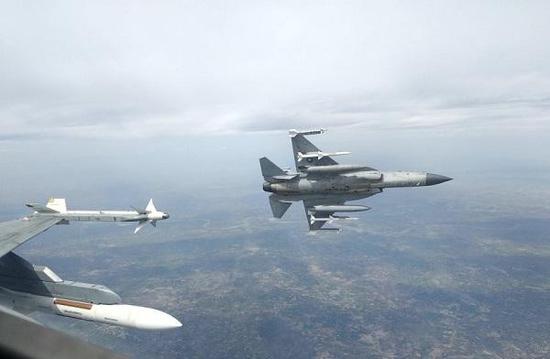 巴基斯坦空军已经决定增购枭龙战斗机