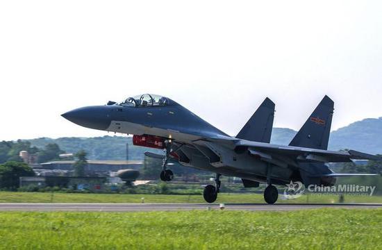 图片:东部战区空军某旅的歼-16,军网英文站图片