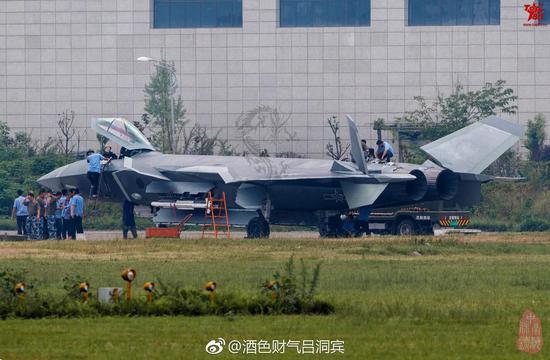 歼20战斗机开始大批量生产,除了发动机之外,状态基本稳定