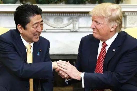 特:森友学园事件我帮你摆平! 小安子:为美爹尽忠,是我最大的荣幸!