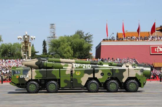 东风-21D是我军第一款射程1000公里以上的反舰导弹,未来这样的武器还将越来越多