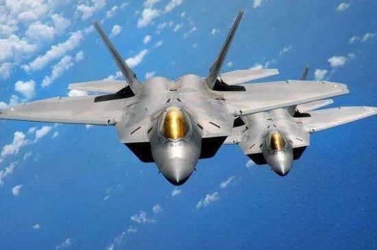 F22