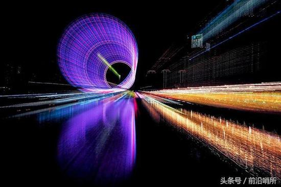 引力波想象图