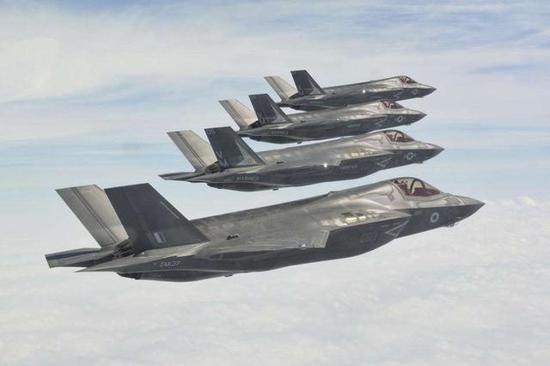 F35