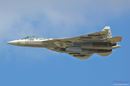 苏-57第5架原型机,编号T-50-5R,机身号码055