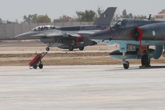 图片:巴铁的F-16限制诸多