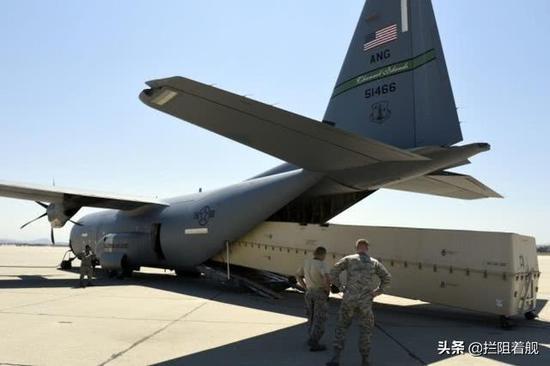 MQ-9打包好装进C-130机舱