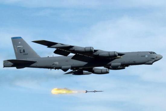 B52,还想打空对空导弹