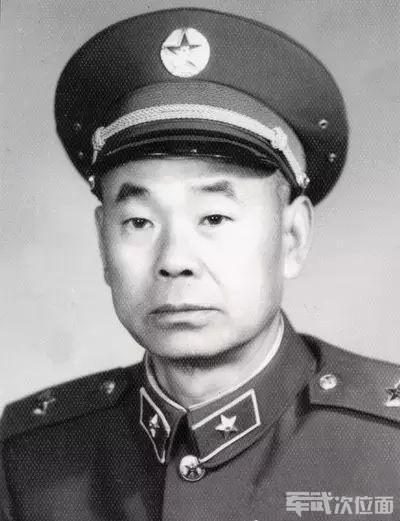 ▲杨国祥,空军少将