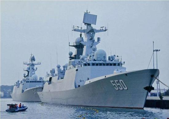 054A型驱逐舰,现役28艘,共建造30艘