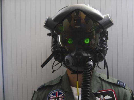 (F-35头盔显示器)