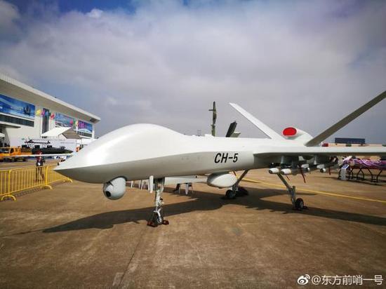 图片:完成一站双控试飞,到珠海航展展示的彩虹-5无人机。