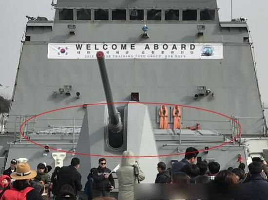图片:这次在舰艏拍摄的“忠武公李舜臣”号,可以看到垂直发射系统增加了。