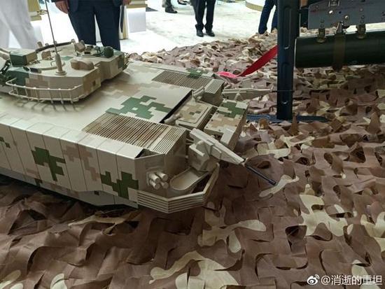 VT-4改进型步兵战车具备较强后向火力