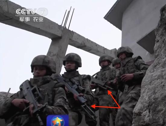 巡逻小组火力配置很强大。
